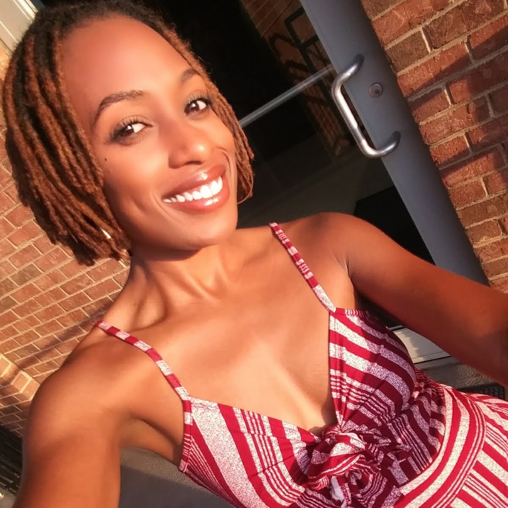 Meet your Posher, Jacqulin